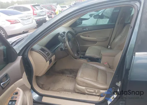 2004 Honda Accord 2.4 Ex из США, поврежденный, VIN 1HGCM56764A121183